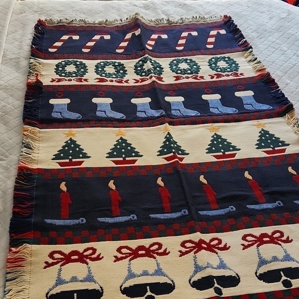 New Carpet Throw Christmas With fringe Hem Holidays Decor Vintage